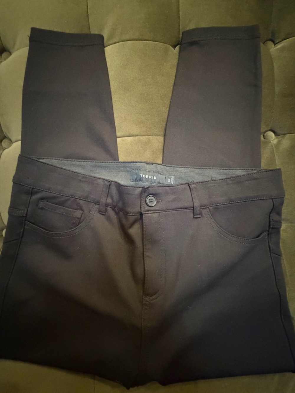 New without Tags Torrid Black Ponte Stretch Skinny Pants, Size 16